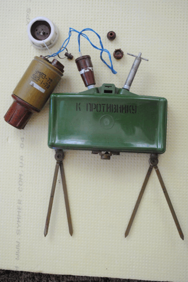 09005wye-88a9-374x559.png