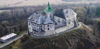 Олеський замок - історія, фото та легенди