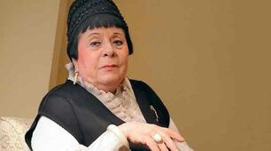 Емма Андієвська. Біографія. Творчість.