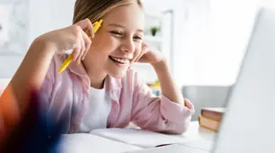 (III варіант) Людина як особистість і особа. Громадський простір. Спільноти людей