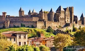 Château Comtal города Carcassonne, France - замок Каркасона