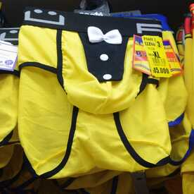 new year's eve good luck traditions wear red yellow or green underwear