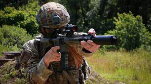Штурмова гвинтівка UAR-15: історія, будова, призначення.