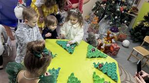 «Новорічна казка з Цукерочкою та Новим Роком»