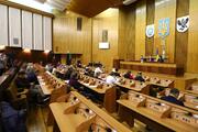 Міськрада Івано-Франківська вимагає в уряду припинити реорганізацію шкіл