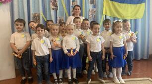 Свято випускного ранку в ЗДО "Прощавай, країно чарівна"