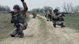 Сигнали та команди, які подаються в бойовій обстановці.