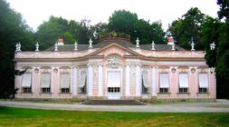 Файл:Nymphenburg Amalienburg-1.jpg — Вікіпедія