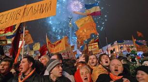 Суспільно-політичне життя України у 2005-2013 рр. (підручник Власов В.)