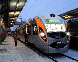 Файл:Ukraine Hyundai train.JPG — Вікіпедія