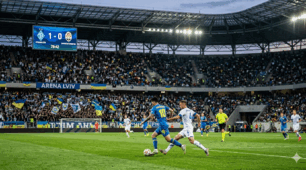 Hören Im Stadion, 8 Klasse