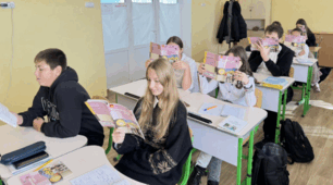 Як не перетворити урок громадянської освіти на лекцію? Розкриваємо переваги підручників із громадянської освіти