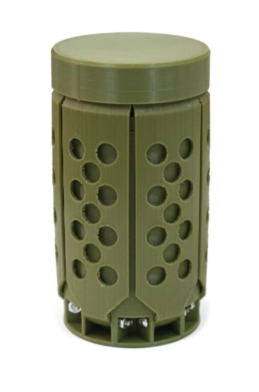 0901cz4l-3cb6-529x800.jpg