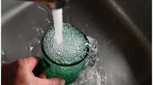 Самостійна робота " Жорсткість води.Силікати.Мінеральні добрива"