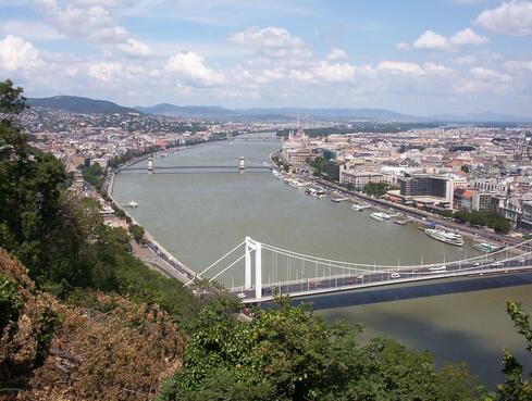 0901pdxg-dfd0-489x369.jpg