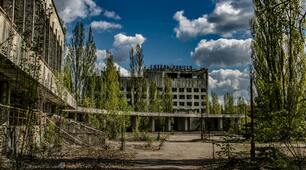 Сценарій виховного заходу для учнів 5–11 класів «Чорнобиль: трагедія, що змінила світ»