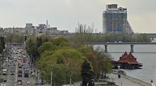 Місто на берегах Дніпра