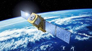 Дослідження електромагнітного випромінювання небесних світил