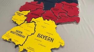DEUTSCHLAND — LAND UND LEUTE