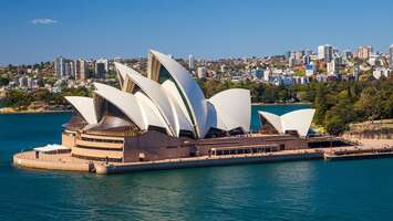 Sydney Opera House in Sydney Central Business District - Tours and Activities | Expedia.ca