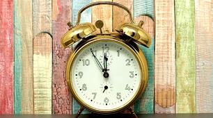 What's the Time: o'clock & half past  (Beginner / Elementary)