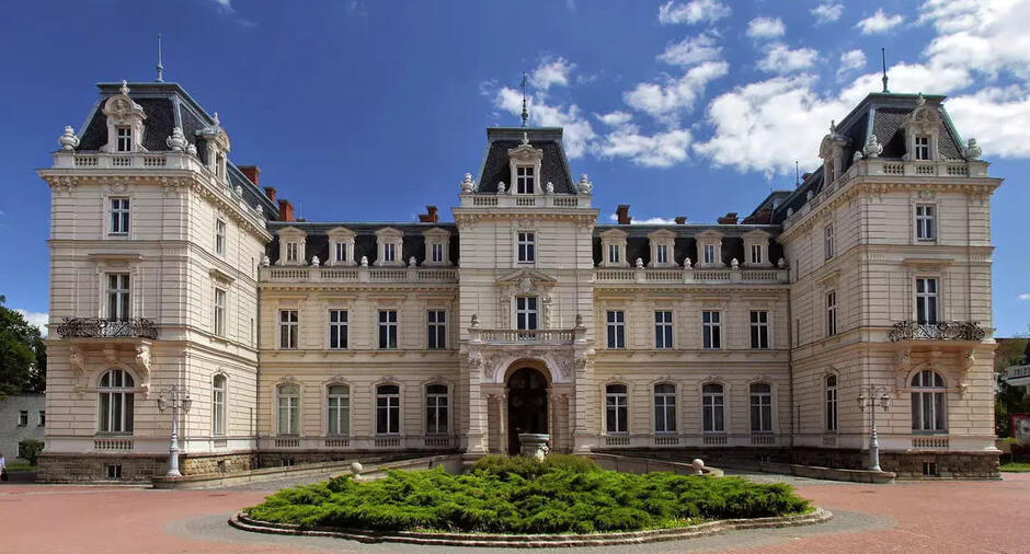 Палац Потоцьких | lviv.travel