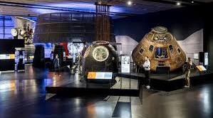 Презентація до уроку читання у 6 класі за темою «Science Museum»
