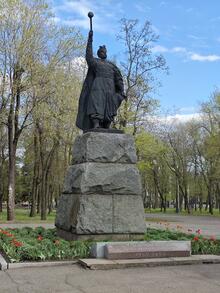 Пам'ятники України