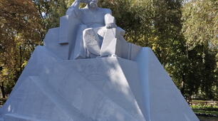 Полтава. Пам'ятник Тарасові Шевченку
