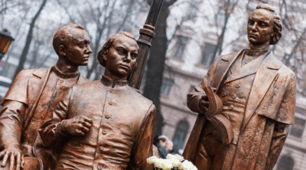 Гурток «Руська трійця». Альманах «Русалка Дністровая» (На встановлення послідовності)