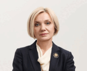 Омбудсменка оштрафувала двох вчителів за порушення мовного законодавства
