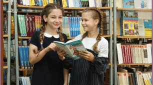 Інфографіка до вивчення теми  "Роль книги та читання художньої літератури для формування гармонійної особистості".